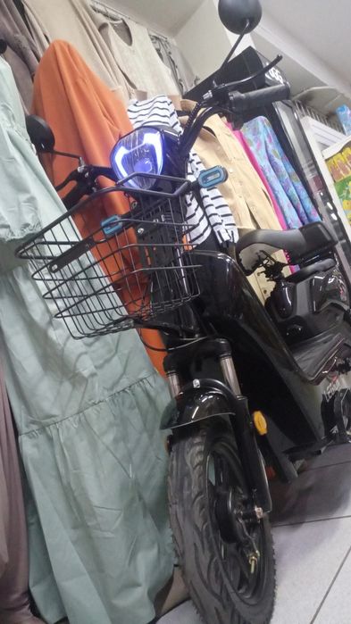 Электро скутер,самокат