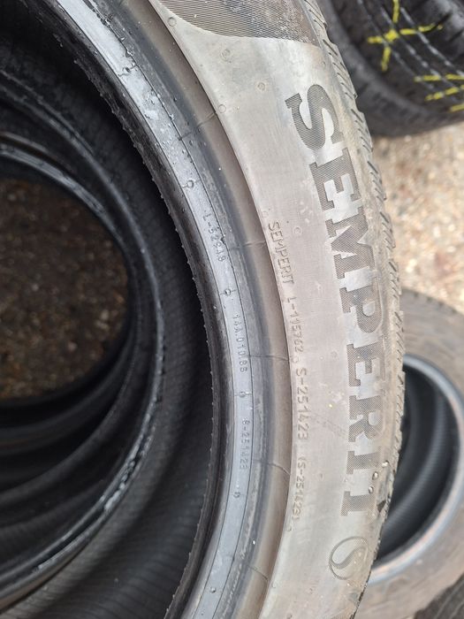 Anvelope Semperit 215/50/18 m+s 4 buc ff bune