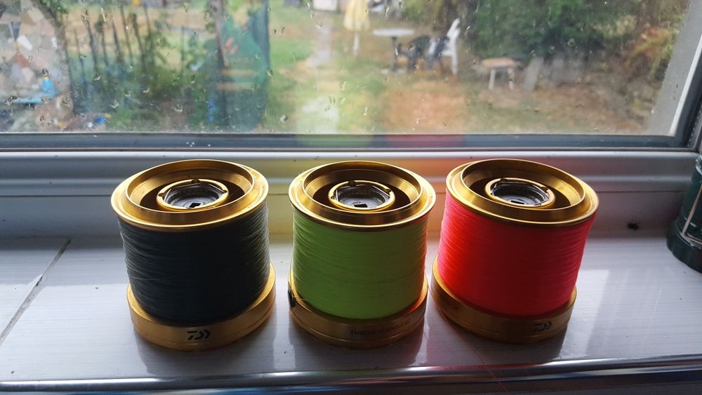 Шпули за маскара даива