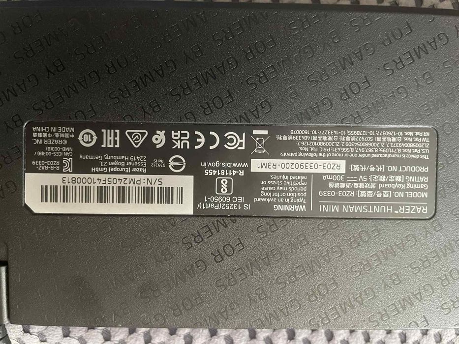 Razer huntsman mini и Razer cobra мишка и клавиатура геймърски gaming