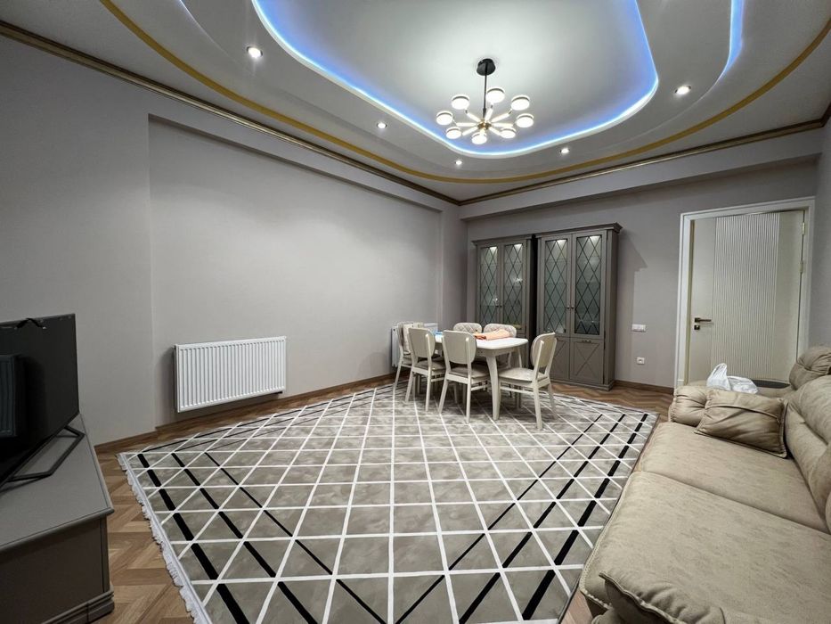 4/4/8 Шота Руставели,Якасарайский район,ор-р цветочный базар,Нирвана