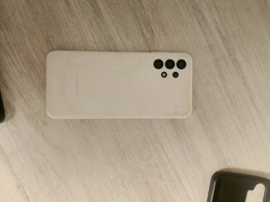 Продам два телефона