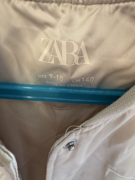 4 бр Zara Яке за есен ,бомпер ,дъждобран и палто зара 8-9 г 9-10 г