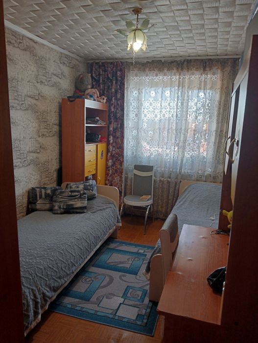 продам 2 комн квартиру