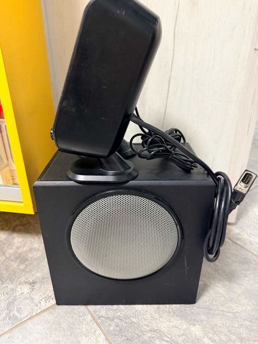 Logitech X-230 2.1 за компютър