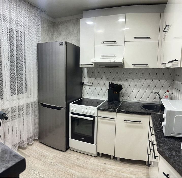 Центр, Рахат , на сутки, по часам