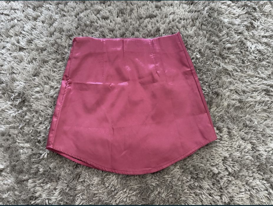 Сатенена пола ZARA модел