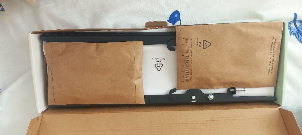 Suport de perete Hama