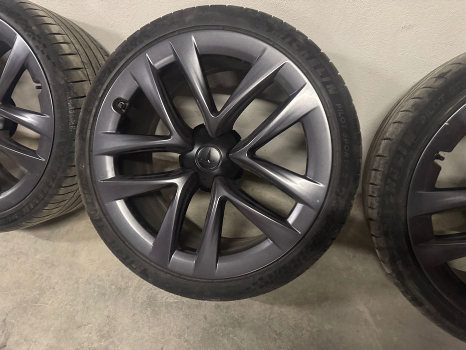 Michelin sport 4s