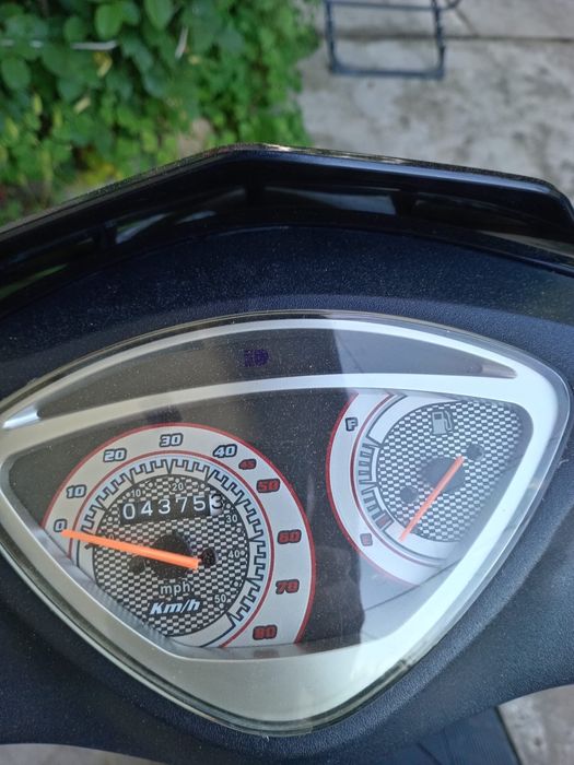 Vand scuter barton 49 cmc