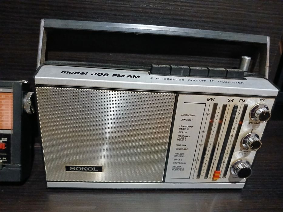 Radiouri vintage  anii 1960- 1980