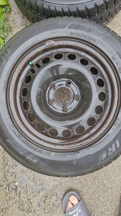 Vând roti de Opel astra mai multe detalii la telefon