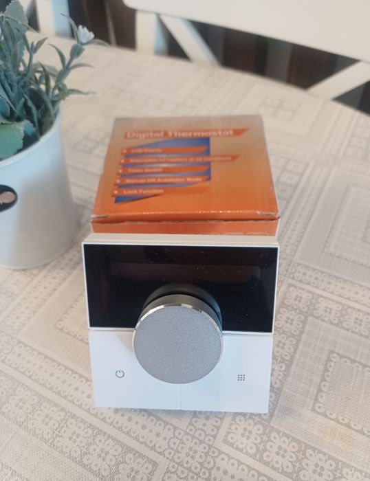 Termostat WiFi pentru incalzire prin pardoseala, boilere de apa si gaz