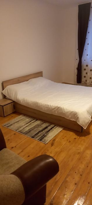 Apartament  de inchiriat zona bartolomeu