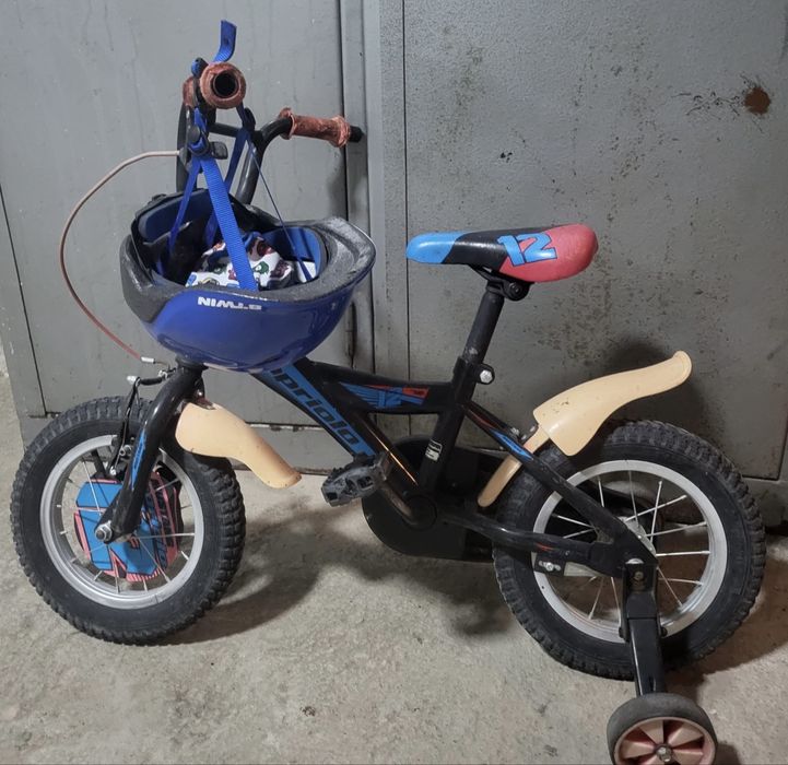 Bicicleta cu roti ajutatoare