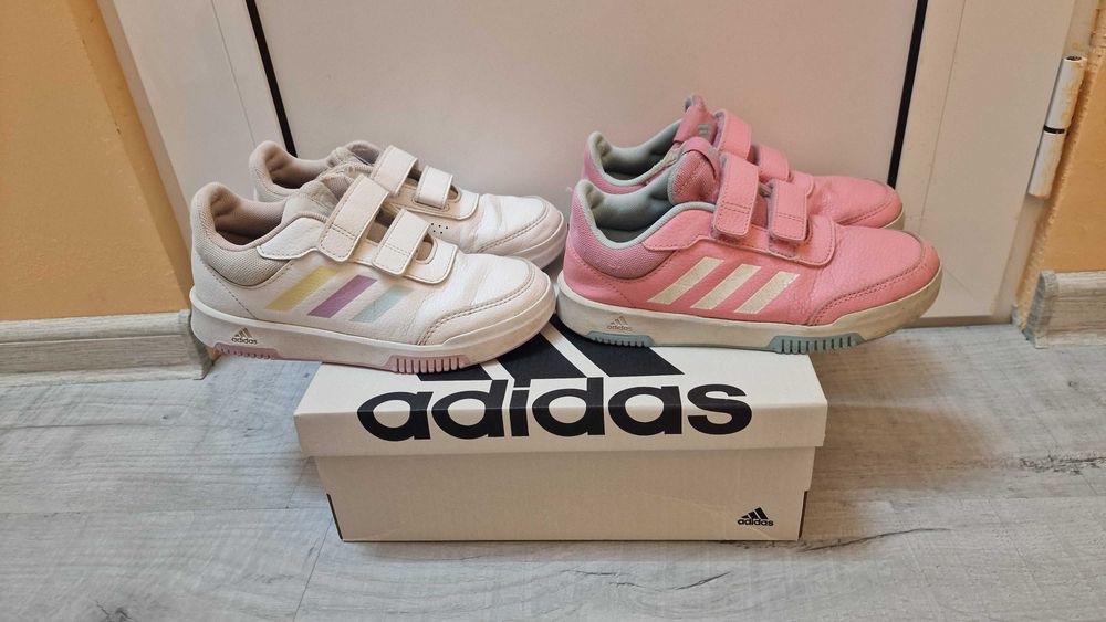 Adidas 33 номер 2 броя оригинални детски маратонки
