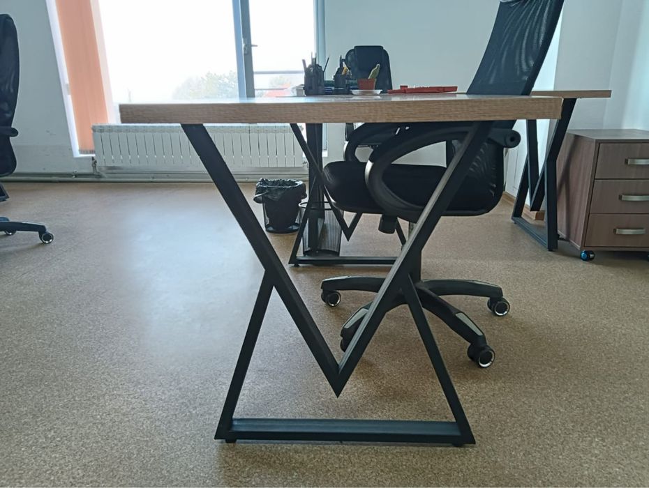 Продам стол 1,5*0,65*0,75