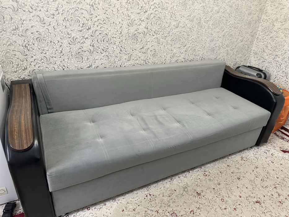 Продам раскладной диван