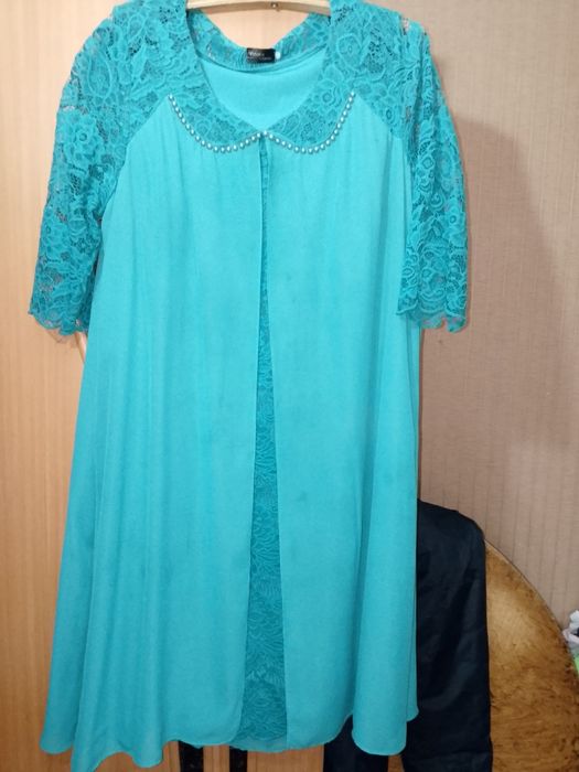 Продам большие платья