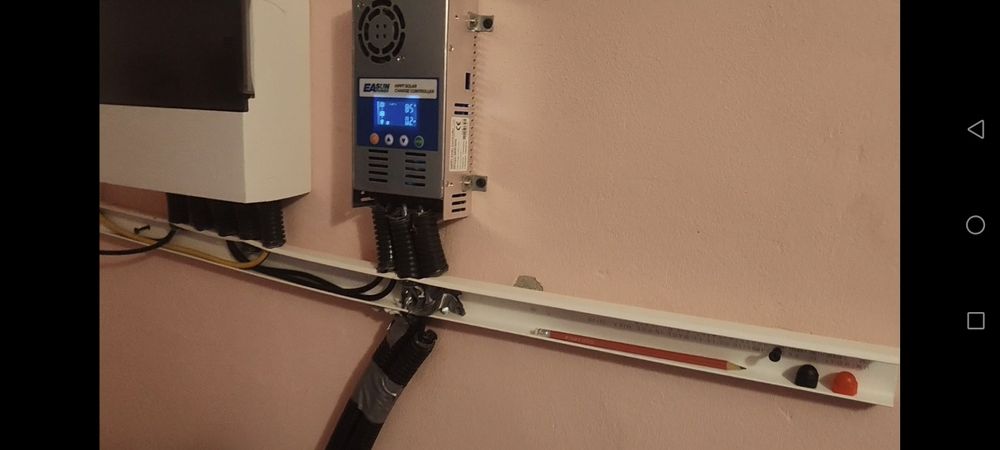 Sistem fotovoltaic complet cu baterii LFP