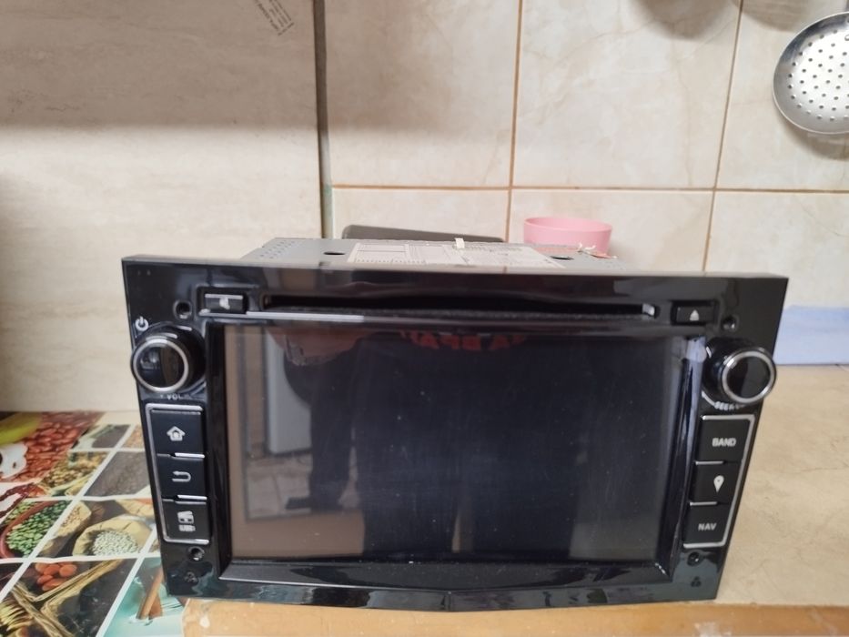 Мулти медия  за кола