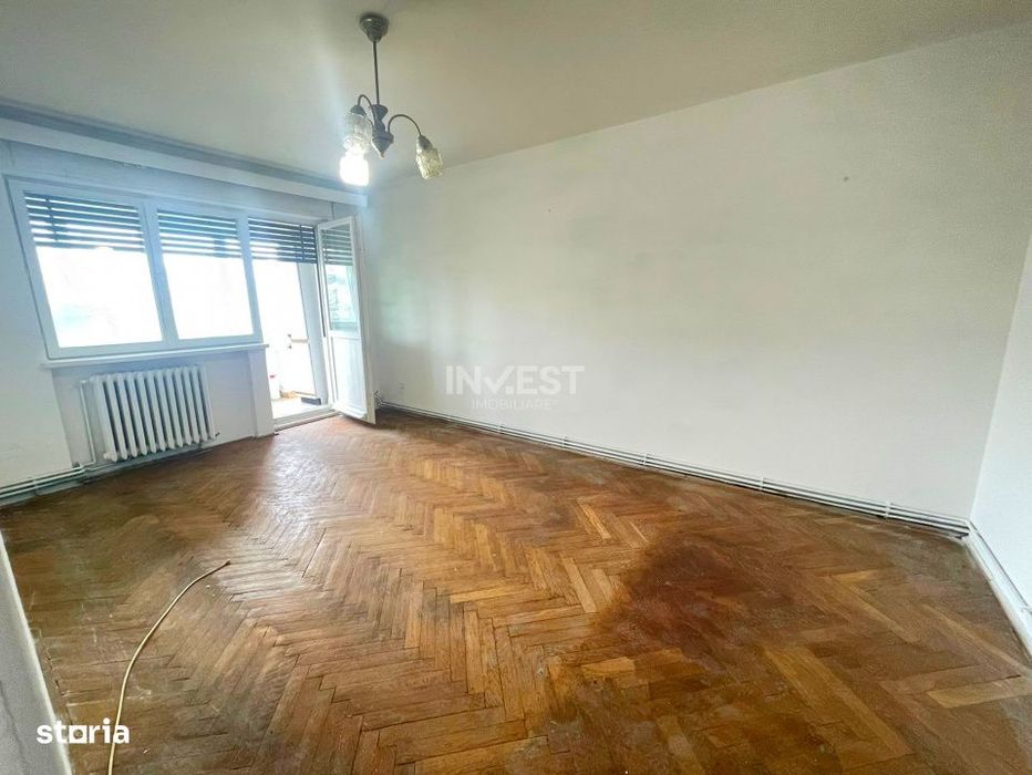 Apartament 3 camere decomandat - etaj 2 - Podu Ros