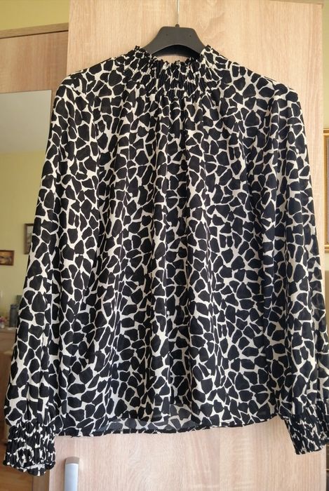 Дамски ризи с дълъг и с къс ръкав