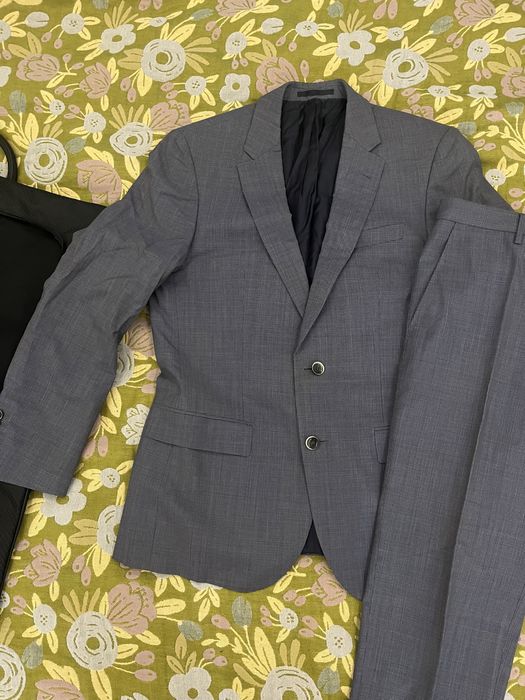 Костюм бренда Hugo boss