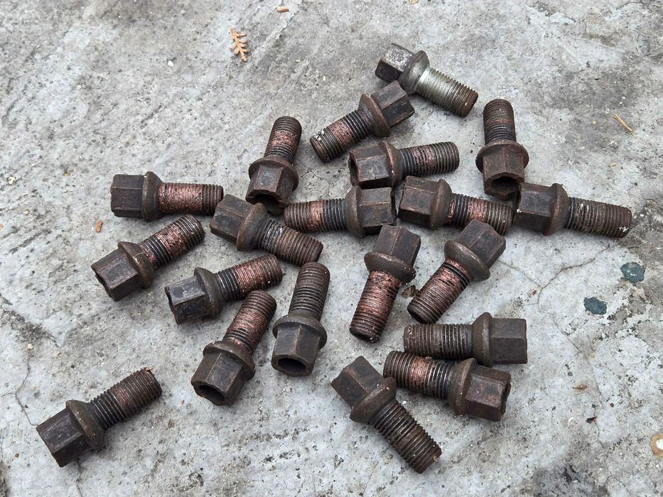 Болтове за джанти М14х1.5 vag vw audi seat skoda djanti boltove