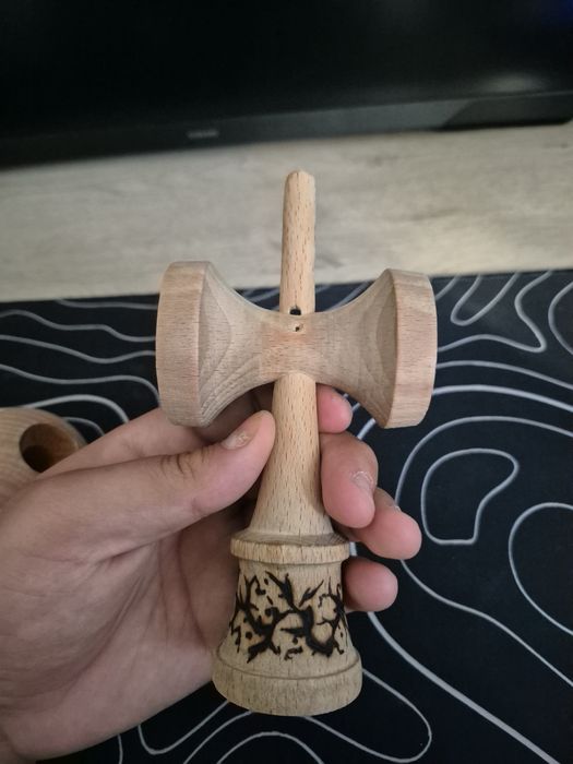 Set up kendama personalizat