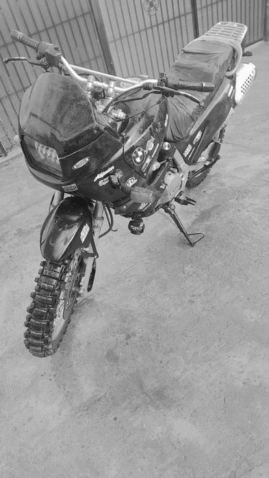 BMW f 650 în stare bună necesită garnitură de chiuloasă