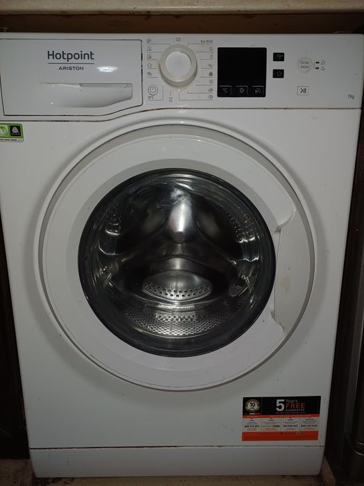 Пералня машина Аристон