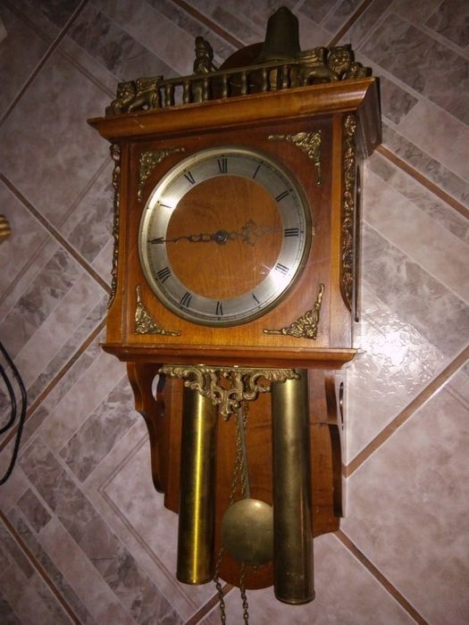 Superba pendula ,ceas de perete cu 2 greutati in stil francez cu eleme