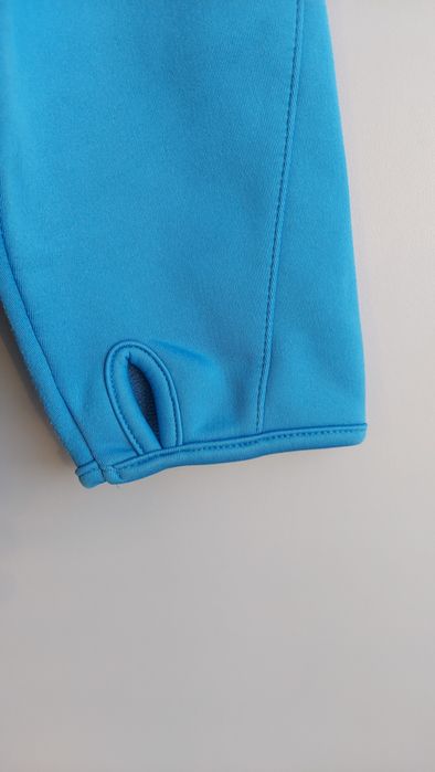 Vând bluza sport Saller S