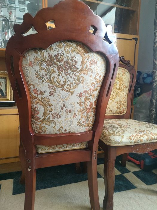 Продам три мягких стула!!!