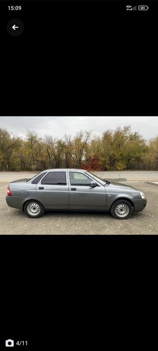 Продам приору седан
