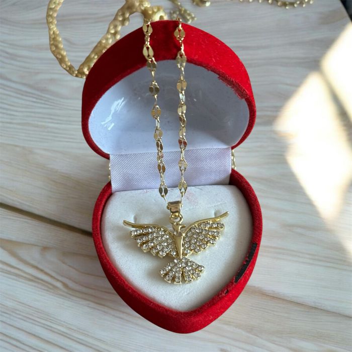 Колие от медицинска стомана