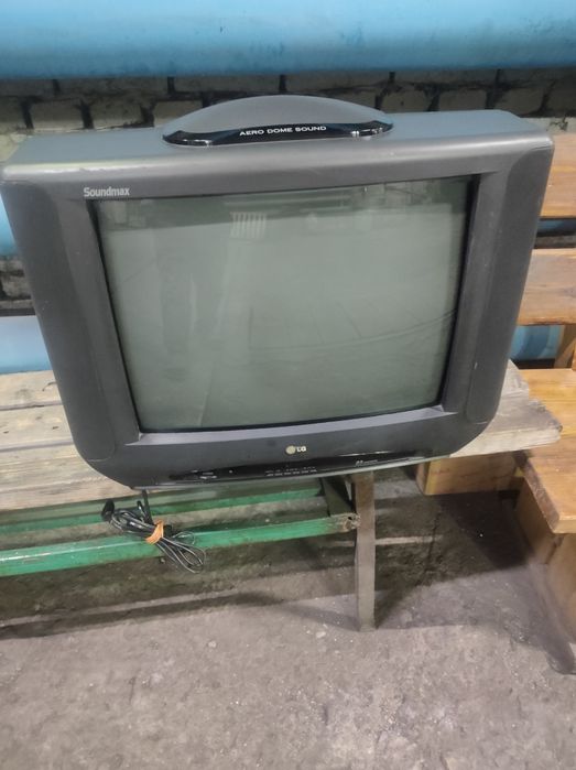 Телевизор LG 51 airsaund