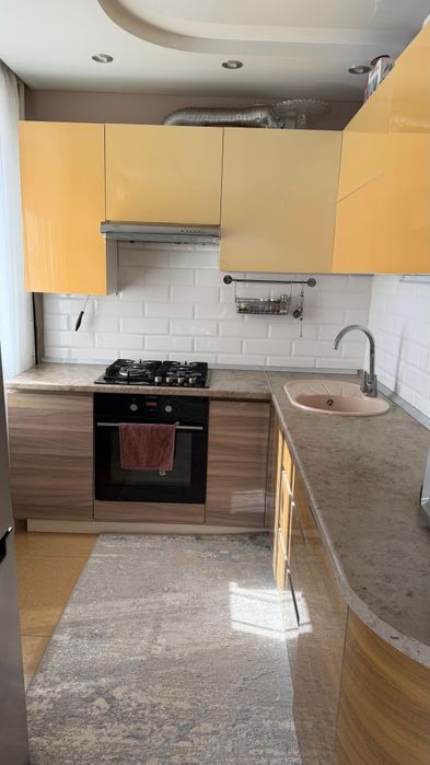 Продам квартиру 60 кв. п.Тобол