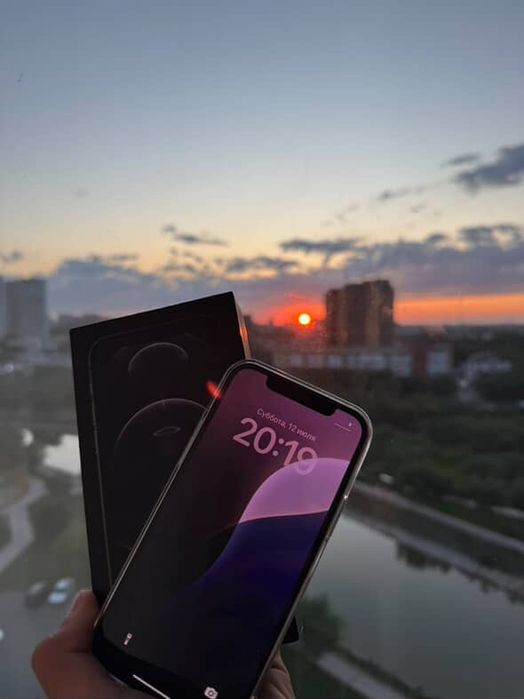 Айфон 12 про гарантия