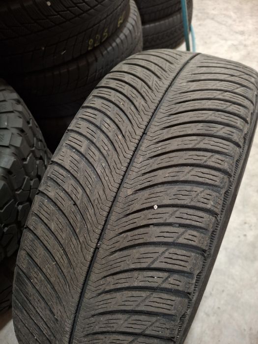 4 Anvelopele de iarnă  235 55 r19 Michelin