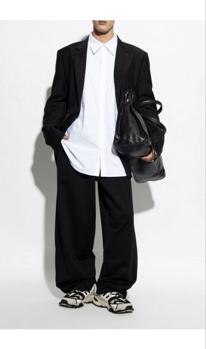 Balenciaga track 48