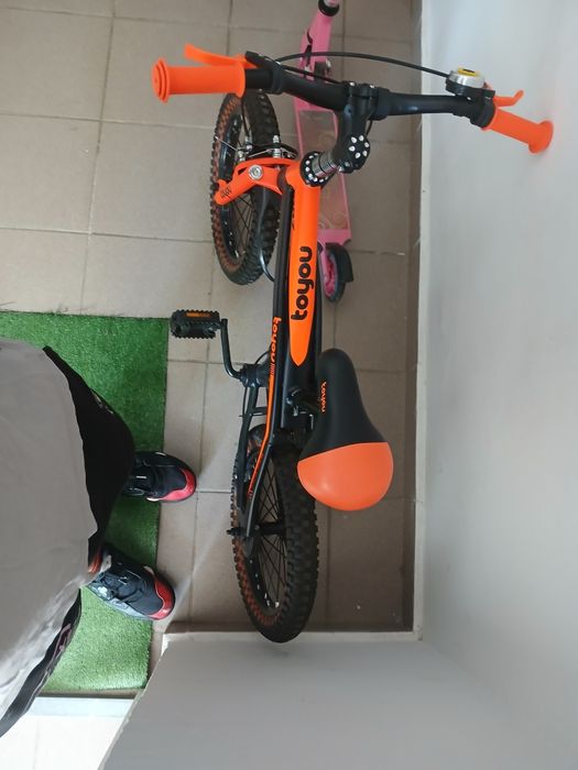 Bicicleta pentru copii nou noută