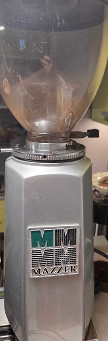 Професионална Кафемелачка Mazzer Mini 58mm