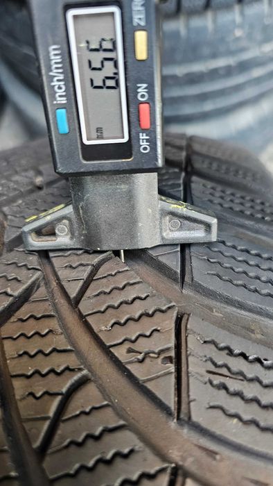 anvelope 205/60/16 SEMPERIT si NOKIAN iarna