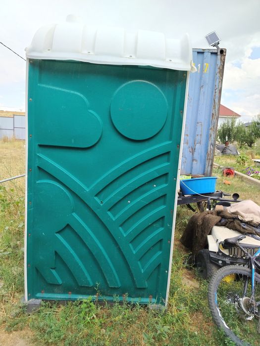 Продам срочно туалет
