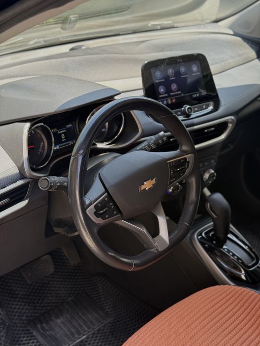 Tracker 2 premier full 2023
