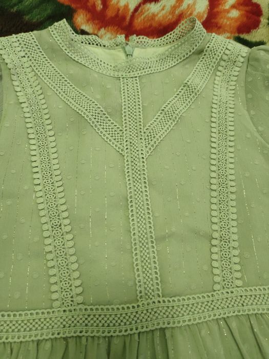 Платье для девочек от 9 до 11 лет. Очень нежное и красивое!Почти новое