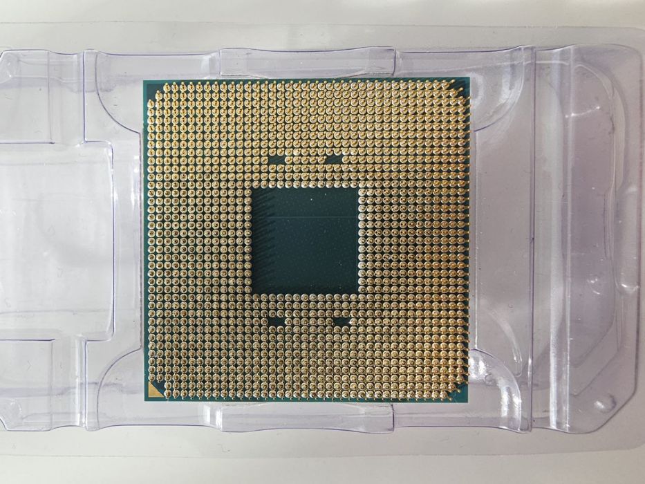 Процессор AMD Ryzen 7 3700X OEM