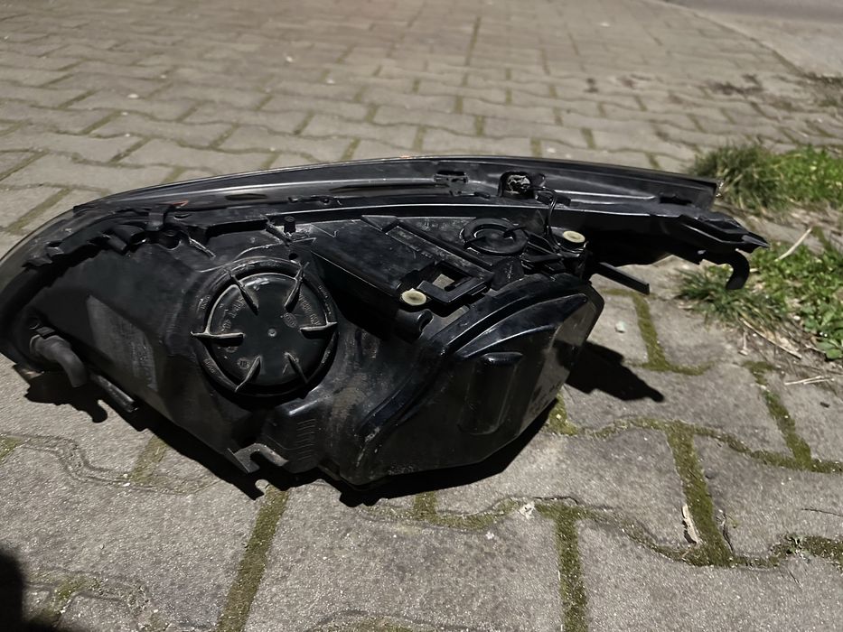 Десен фар за бмв е60